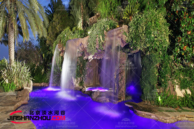 人工假山背包客旅行中制作無(wú)數(shù)品工程