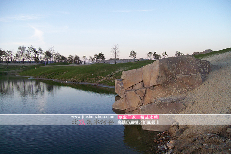 北京廠家把假山水池做到國(guó)外