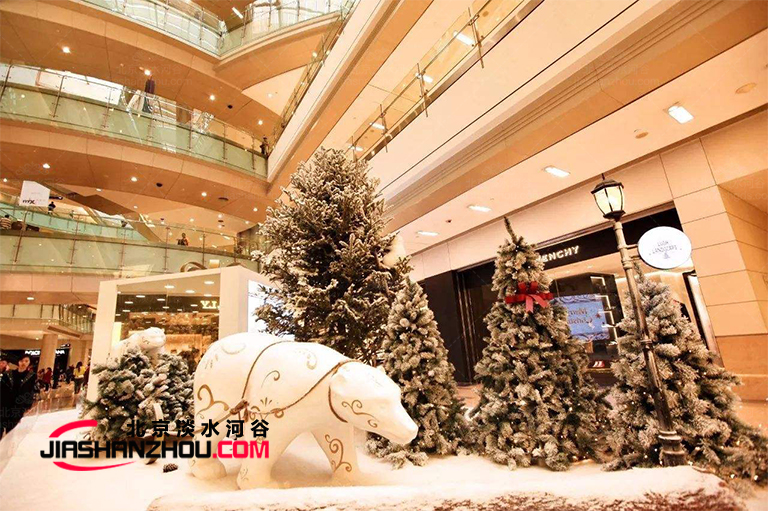 萬達商場特的節(jié)日裝飾f格-人工仿真樹圣誕樹的裝飾思路