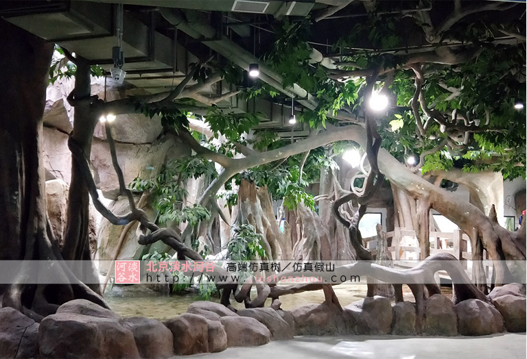 天堂般的拉斯維加斯威尼斯人酒店仿真樹橡樹是中國(guó)廠家出的樣板