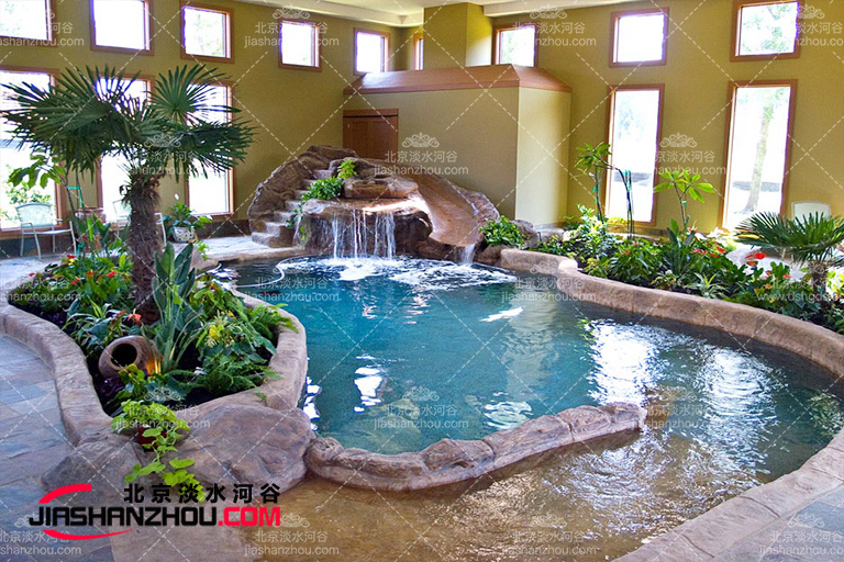 酒店室內(nèi)外多種不同版式大型塑石假山經(jīng)典創(chuàng)設(shè)