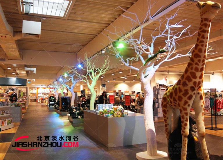 仿真樹大樹假樹酒店室內(nèi)裝飾布局怪不得是受歡迎的裝飾之一