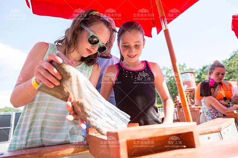 【淘礦工場(chǎng)】的兒童淘礦設(shè)備具有殺菌加熱過(guò)濾專利