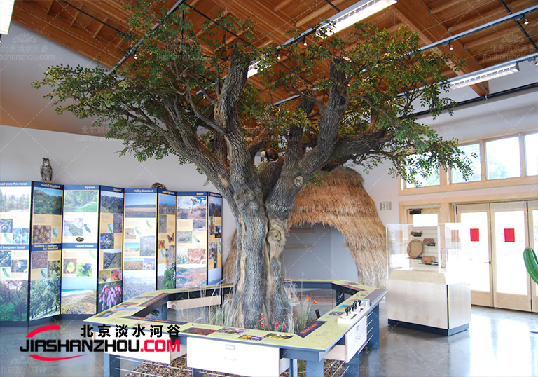 三亞未來(lái)科技館仿真樹(shù)工程順利結(jié)束已交付使用