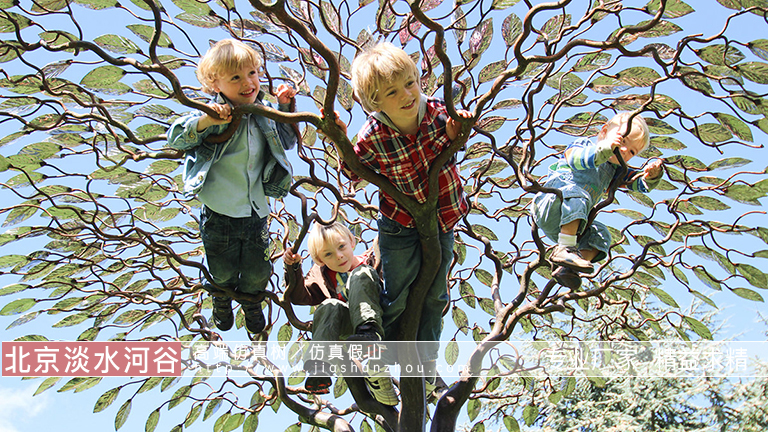 金屬仿真樹和水泥仿真樹和玻璃鋼假樹相比的優(yōu)點