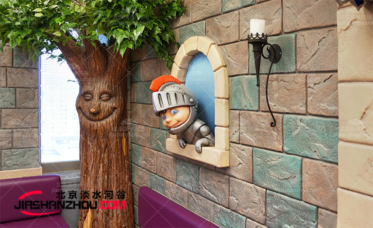 仿真樹及葉環(huán)會(huì)在客人到家時(shí)給人留下深刻的印象