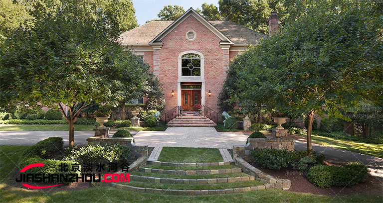 家居院落增設(shè)仿真樹(shù)來(lái)成房屋的部分或“完全”隱私需要考慮的因素