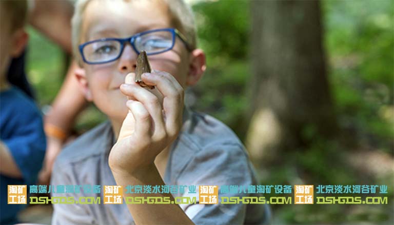 淘礦工場(chǎng)-兒童淘礦告訴您寶石的形成過程