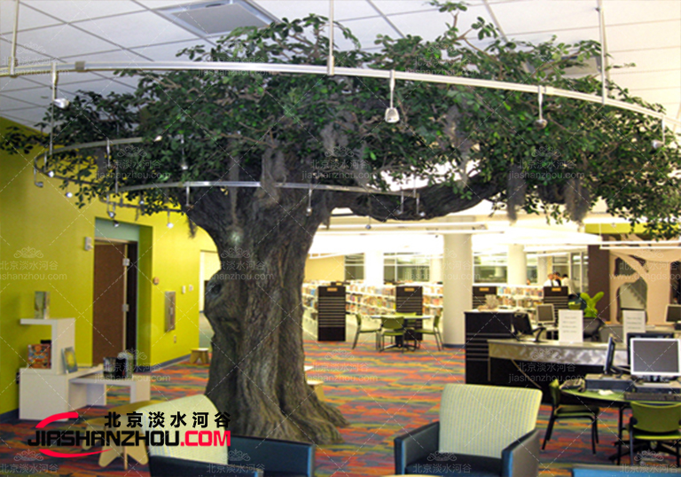 仿真樹這種“傻瓜式”美化方法大限度地提高室內(nèi)外環(huán)境美感