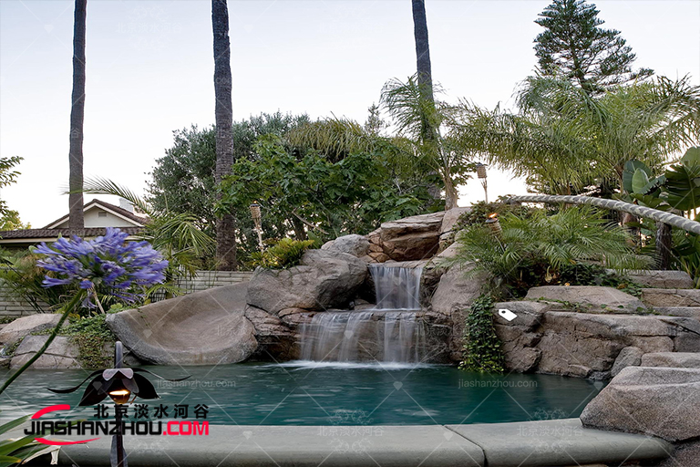 塑石假山蓬勃發(fā)展逐漸替代真正的石山