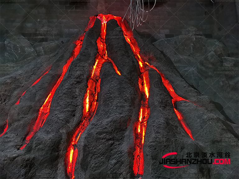 實際工程解釋泡沫塑石假山與其它假山相比的優(yōu)點