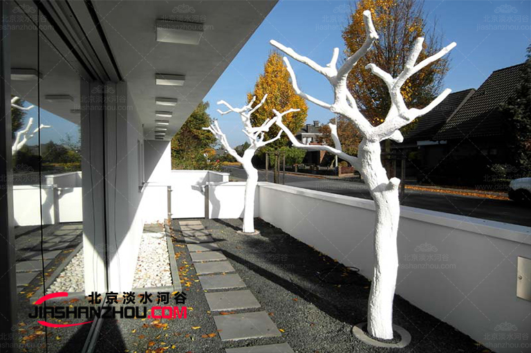 新仿真樹設(shè)計(jì)是簡(jiǎn)主義的完美呈現(xiàn)