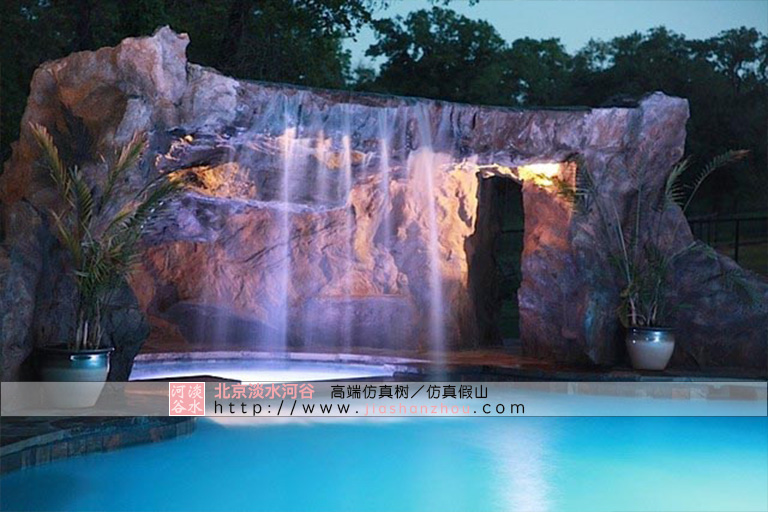 名公司的農(nóng)家樂(lè)假山制作出不一樣的效果