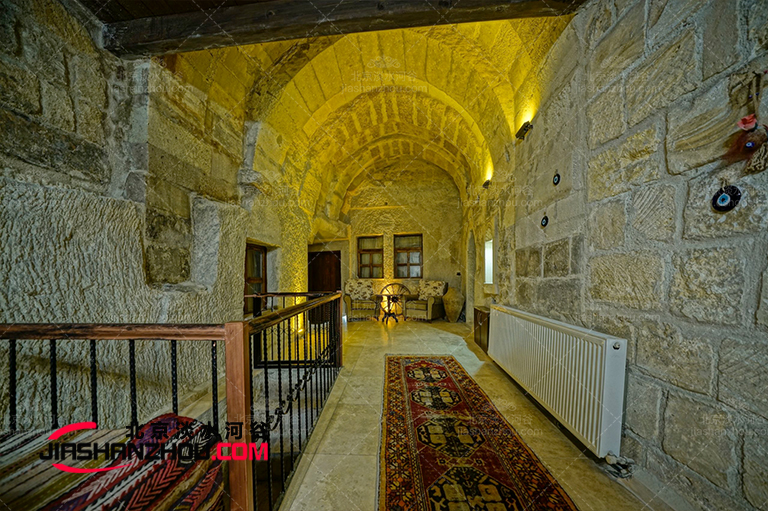 心設(shè)計的美山洞式民宿一定要試一試