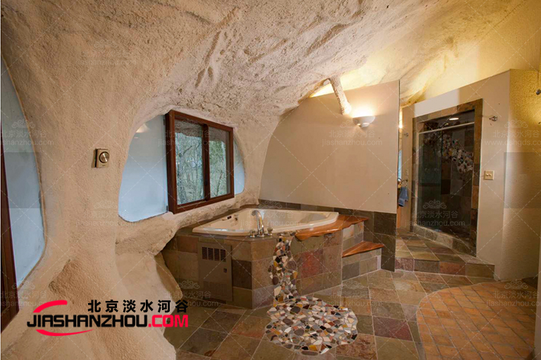 洞型小型旅館散發(fā)出原始美感體驗自然浪漫