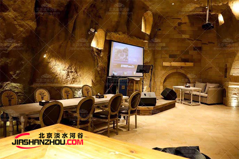 類似上?？佣淳频甑娜蛎母G洞旅館