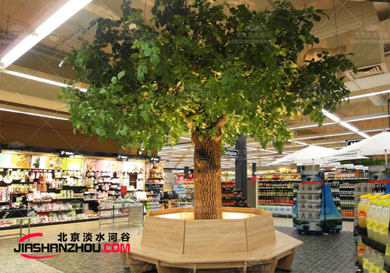 仿真樹用柔和的色彩與形狀為環(huán)境裝飾完成視覺體驗(yàn)